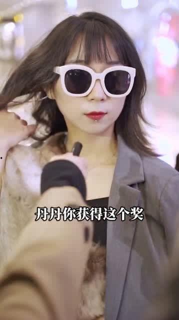 娱乐圈最新最可靠爆料,重磅明星恋情曝光,真相令人震惊!